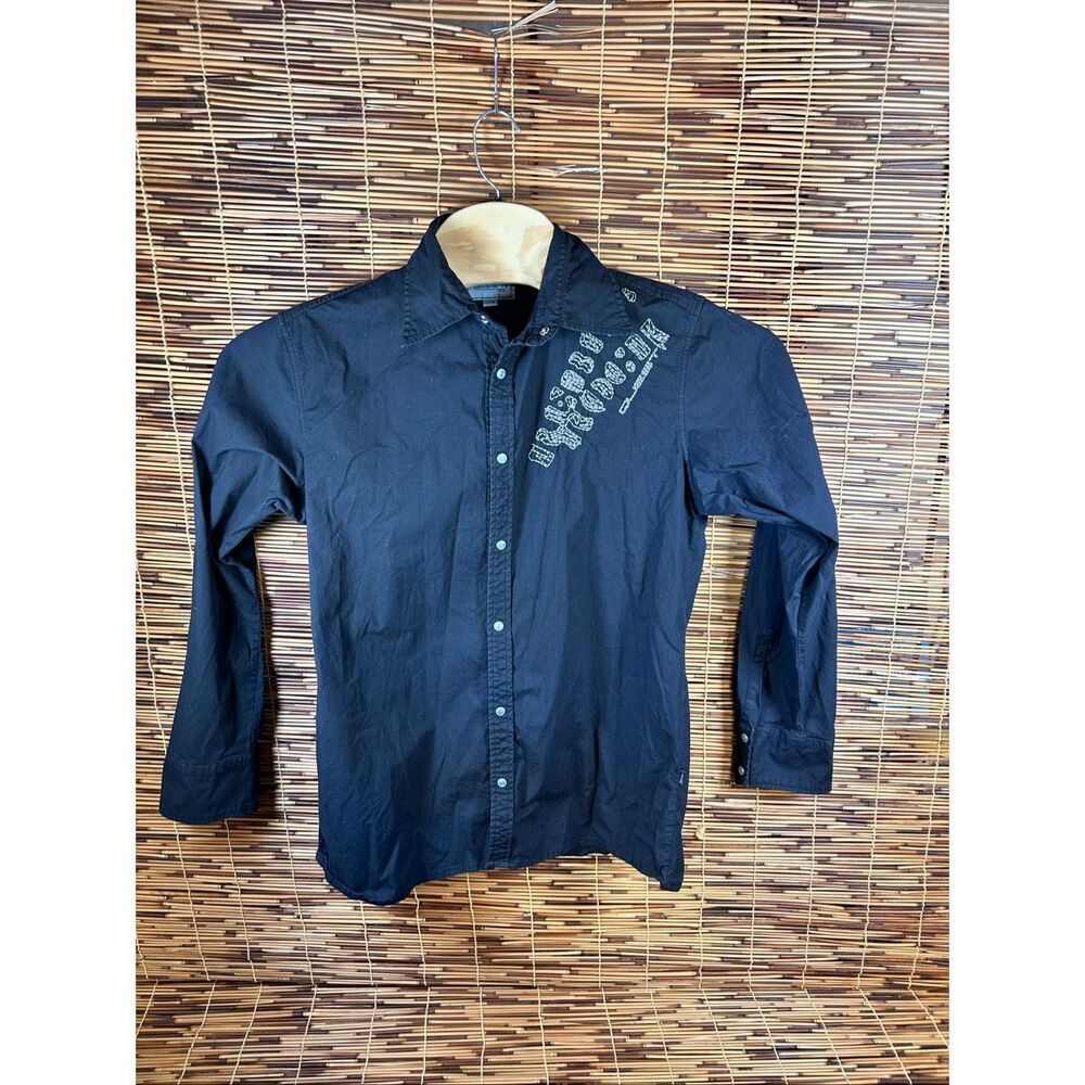 Quest Men’s Large Embroidered Guitar Large Shirt